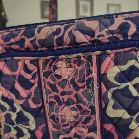 Two for One Vera Bradley Tote and Cross Body Bags Bundle - Picture 5 of 7